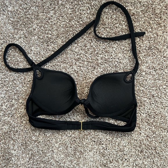 Victoria’s Secret Bikini Top - Picture 7 of 7